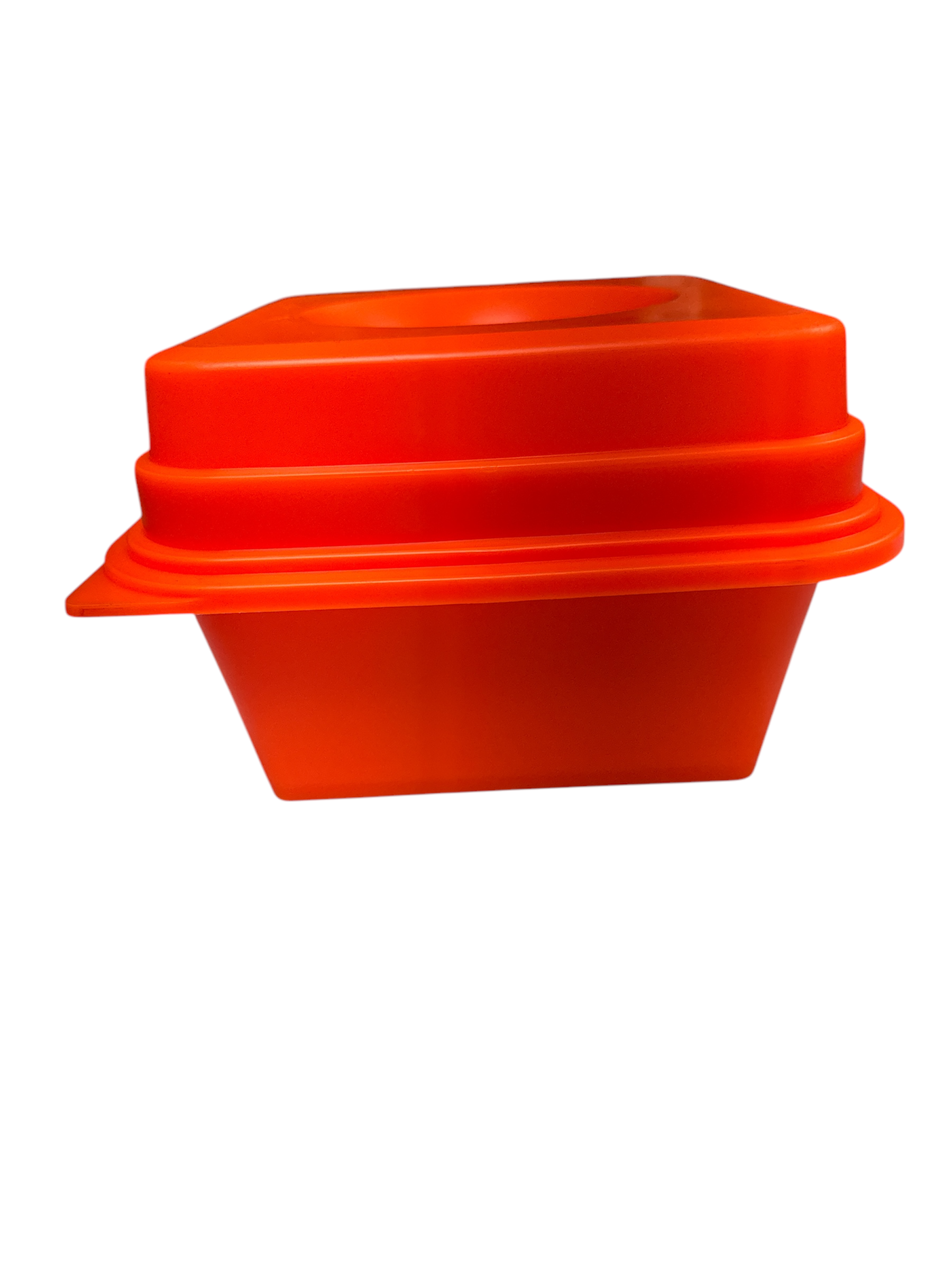 Spillproof water bowl