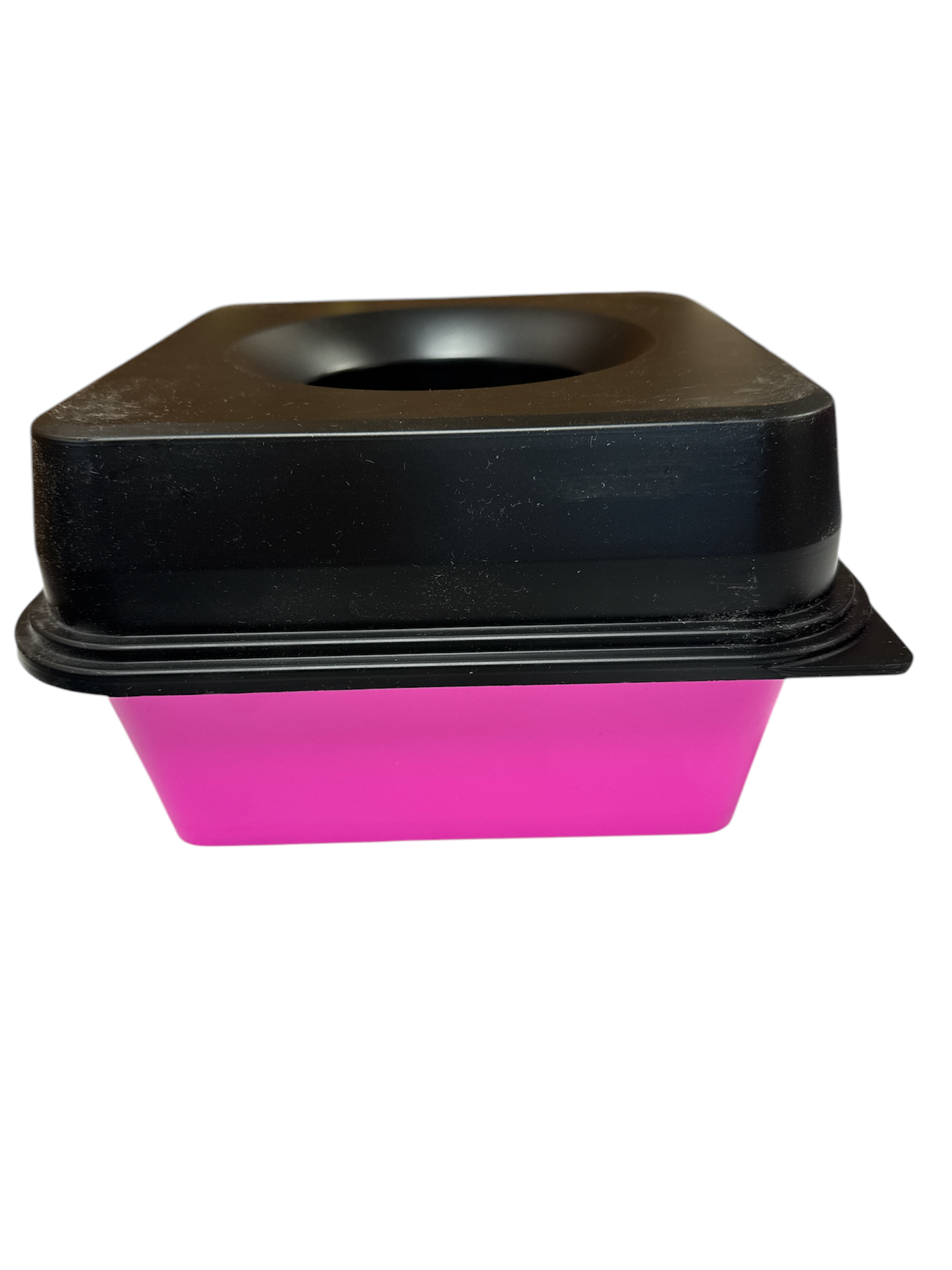 Spillproof water bowl