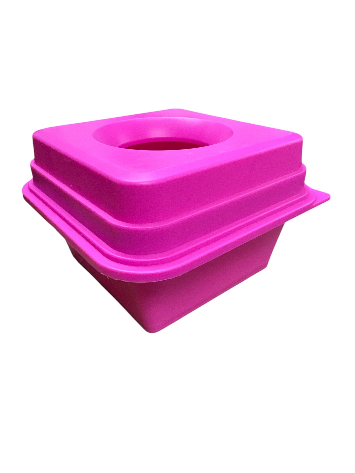 Spillproof water bowl