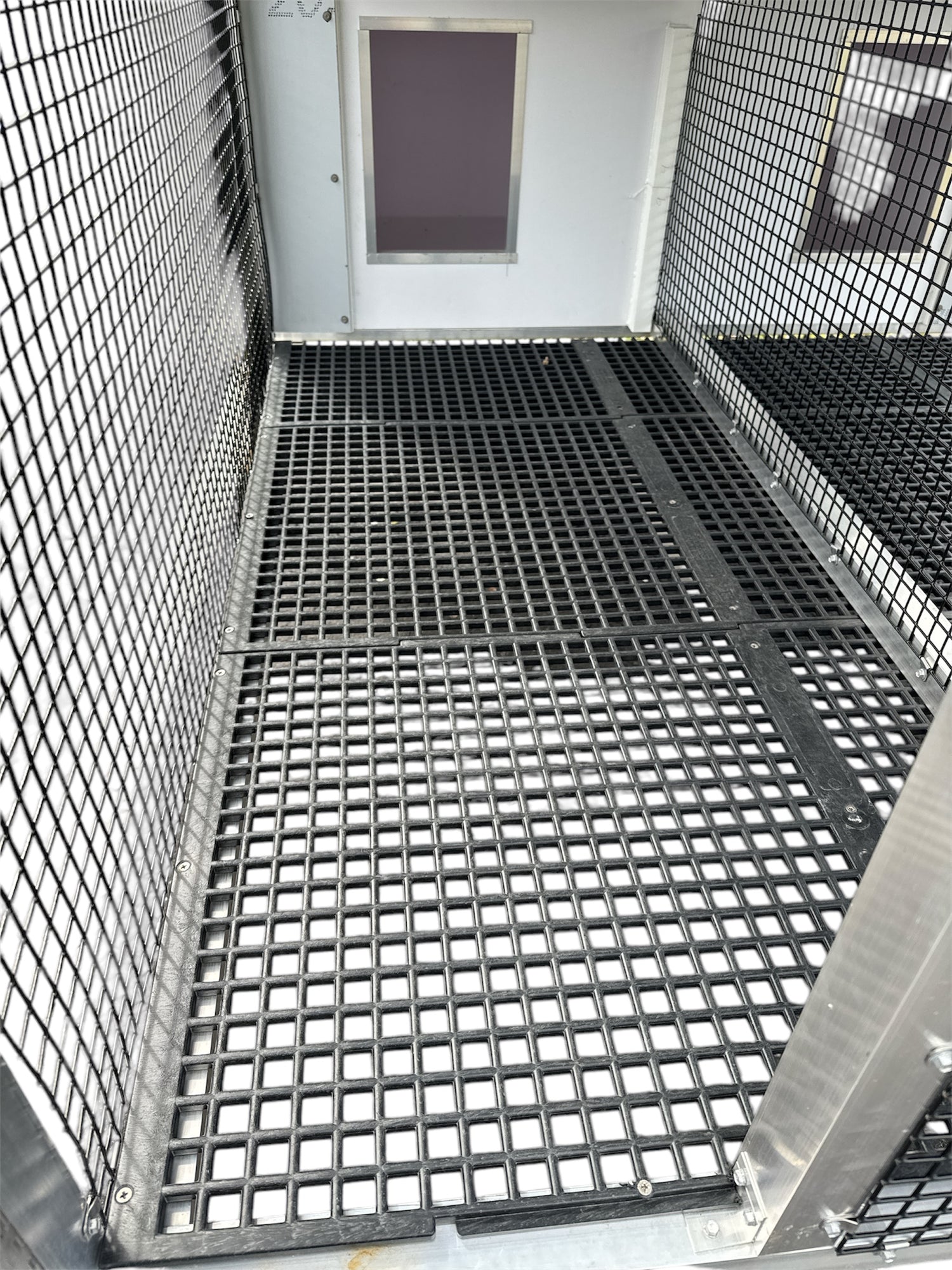 Walnut Creek Top Dog Double w/ Upgraded Versa Floor